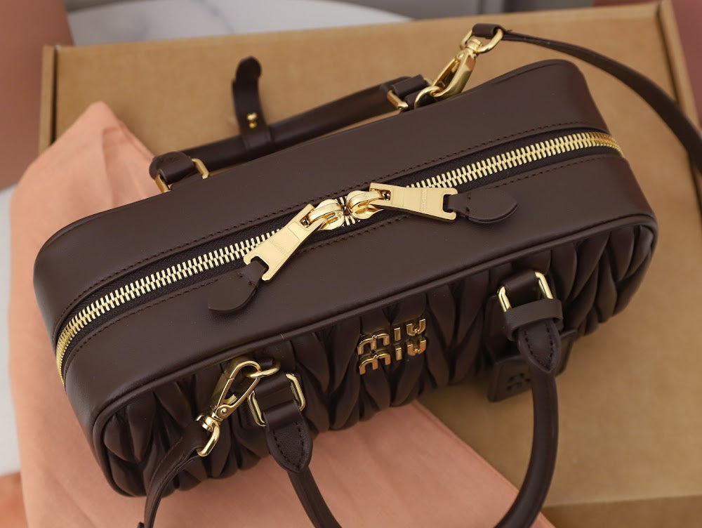 Dragons Bags Miun Miun Luxury Bag --123382