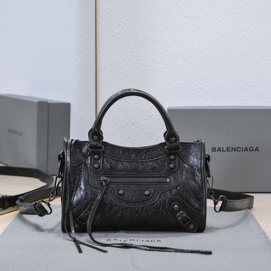 Dragons Bags Balenciaga Luxury Bag --111879