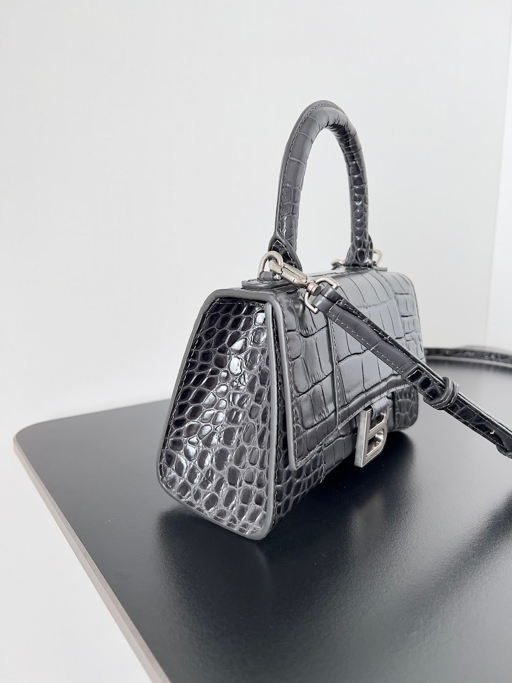 Dragons Bags Balenciaga Luxury Bag --111608