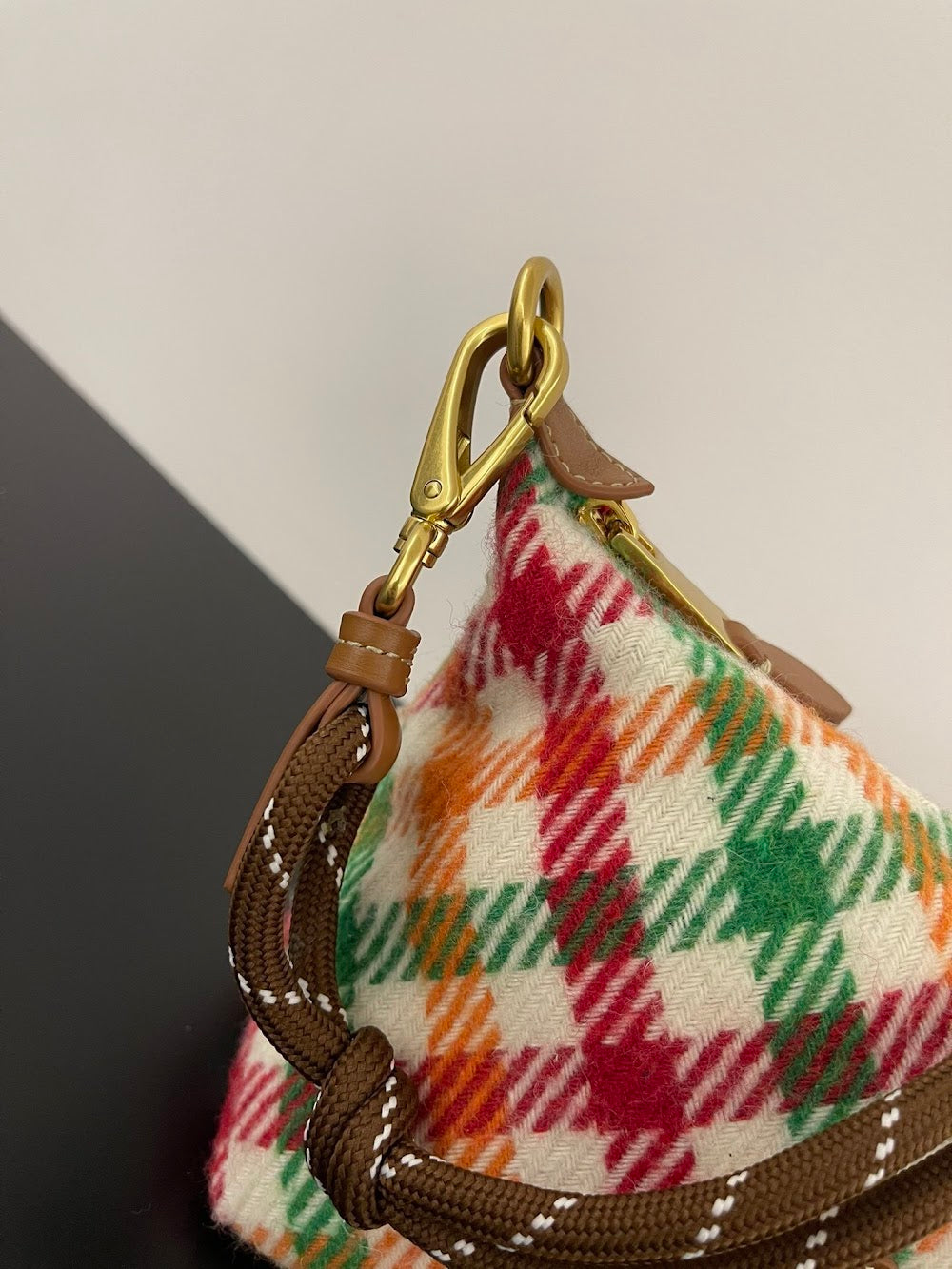 Dragons Bags Miun Miun Luxury Bag --122732
