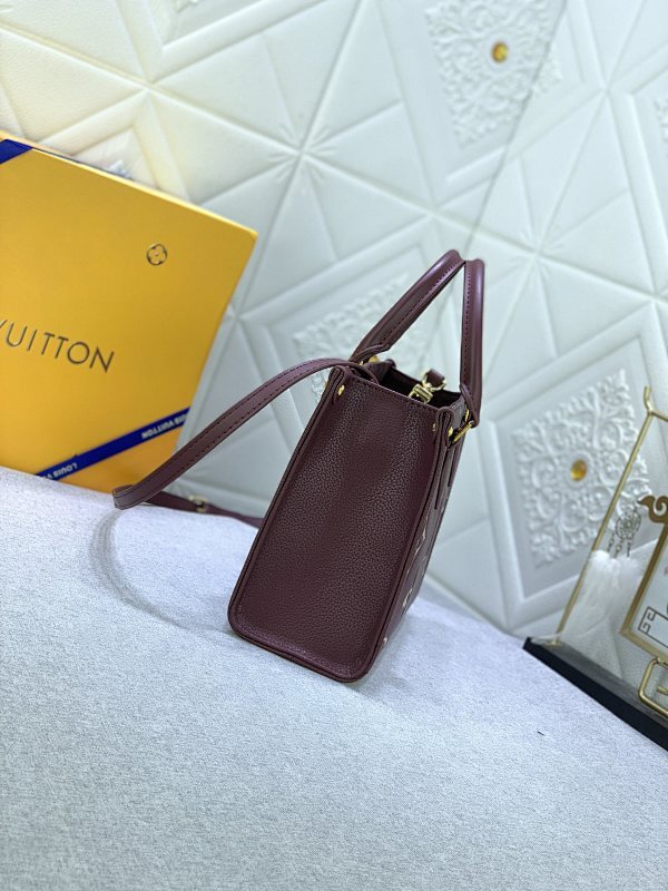 Dragons Bags ln Luxury Bag --81383