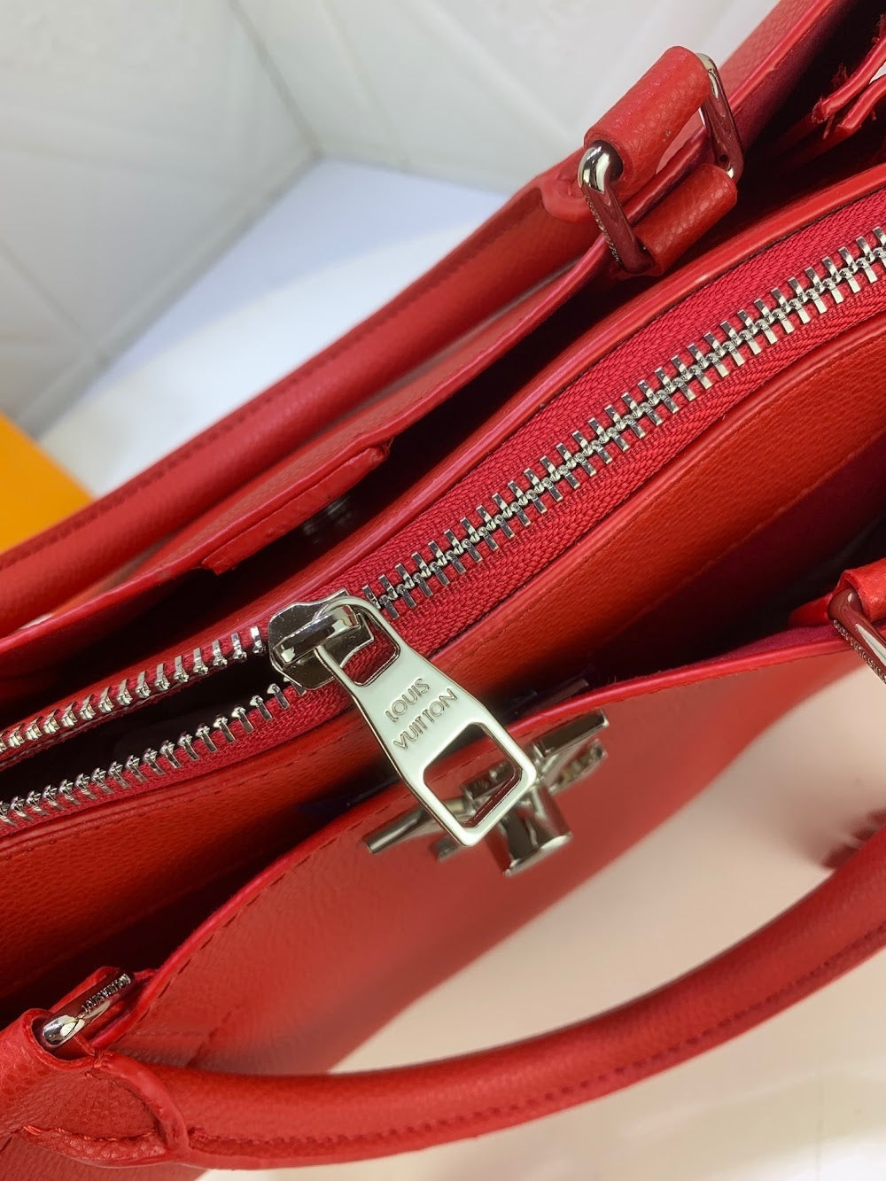 Dragons Bags ln Luxury Bag --78438