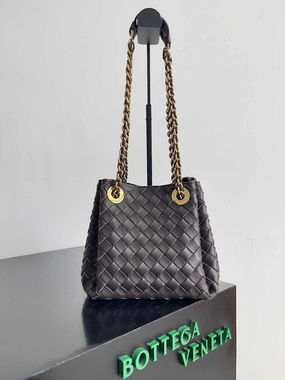 new-luxury-designer-bags-nm10590