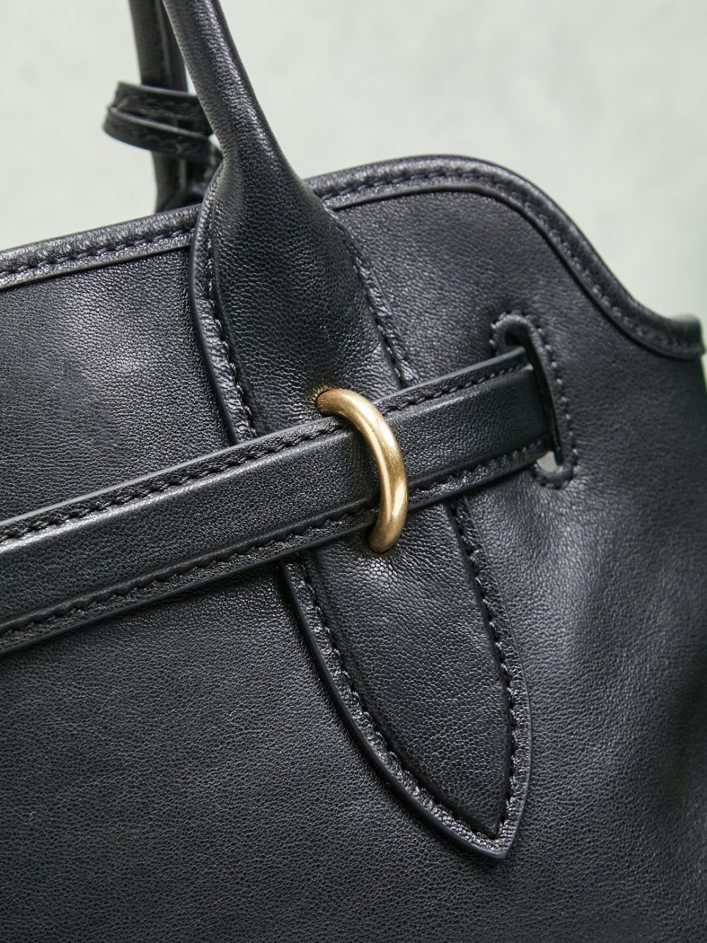Dragons Bags Miun Miun Luxury Bag --123109