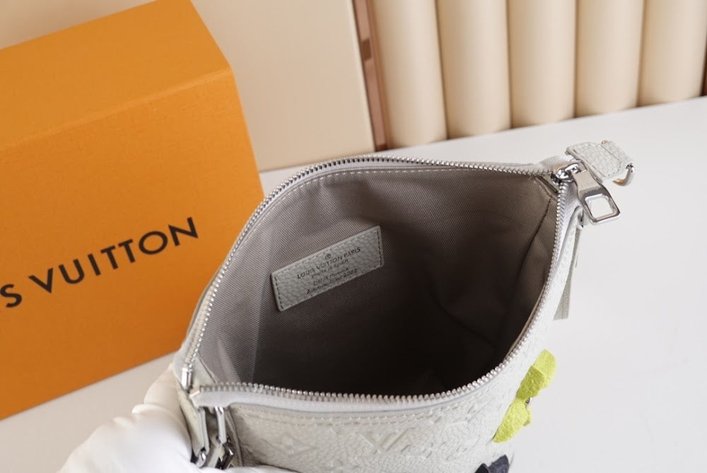 Dragons Bags ln Luxury Bag --67780