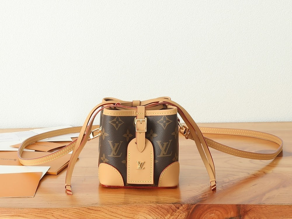 Dragons Bags ln Luxury Bag --97445