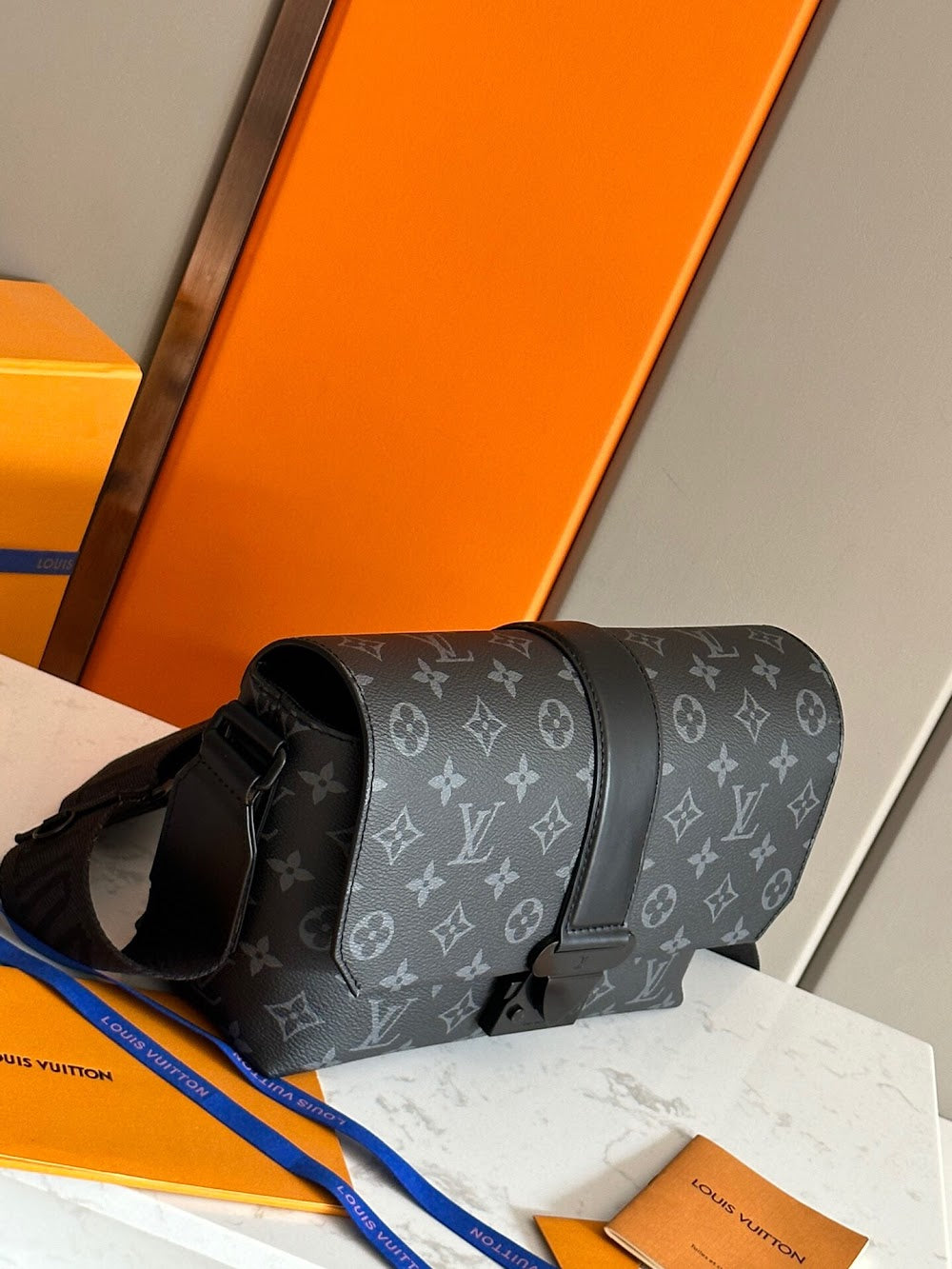 Dragons Bags ln Luxury Bag --70220