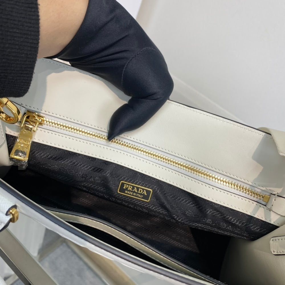 Jessica Bags pradn Luxury Bag --74900