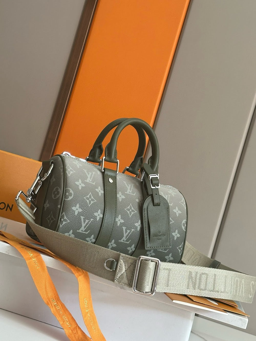 Dragons Bags ln Luxury Bag --70855