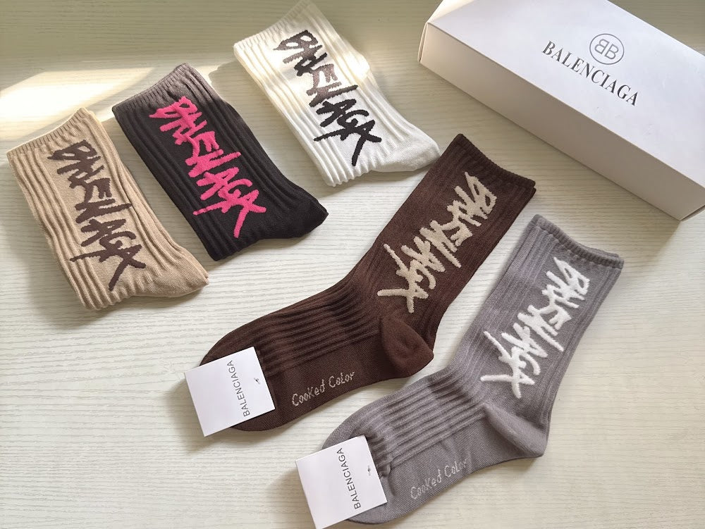 Dragons Bags Premium Luxury Socks --98407