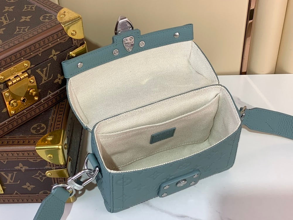 Dragons Bags ln Luxury Bag --69706
