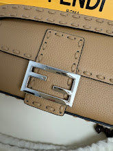 new-luxury-designer-bags-nm7658