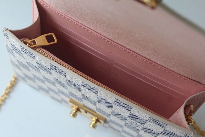 Dragons Bags ln Luxury Bag --56652