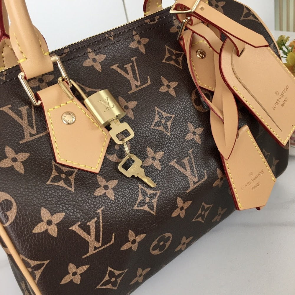 Dragons Bags ln Luxury Bag --76477
