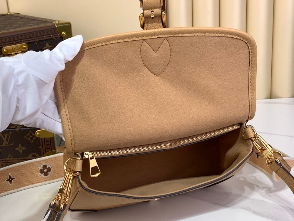 Dragons Bags ln Luxury Bag --62435