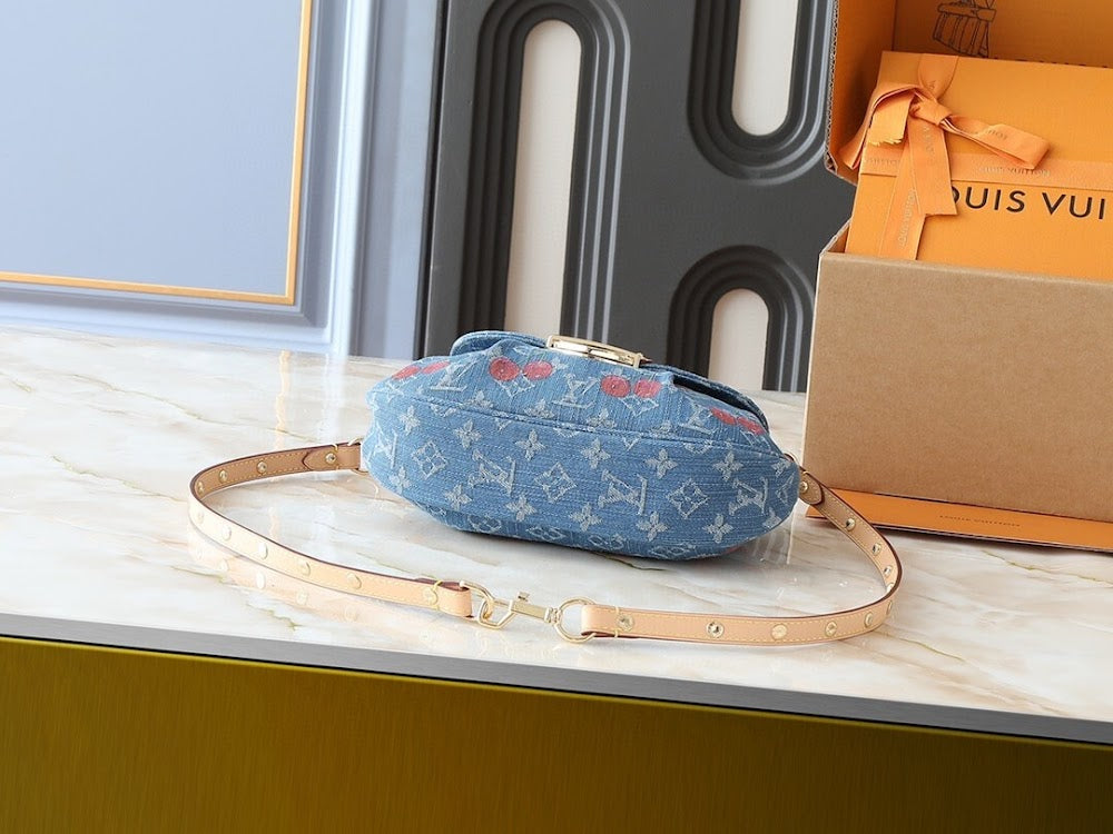 Dragons Bags ln Luxury Bag --76982