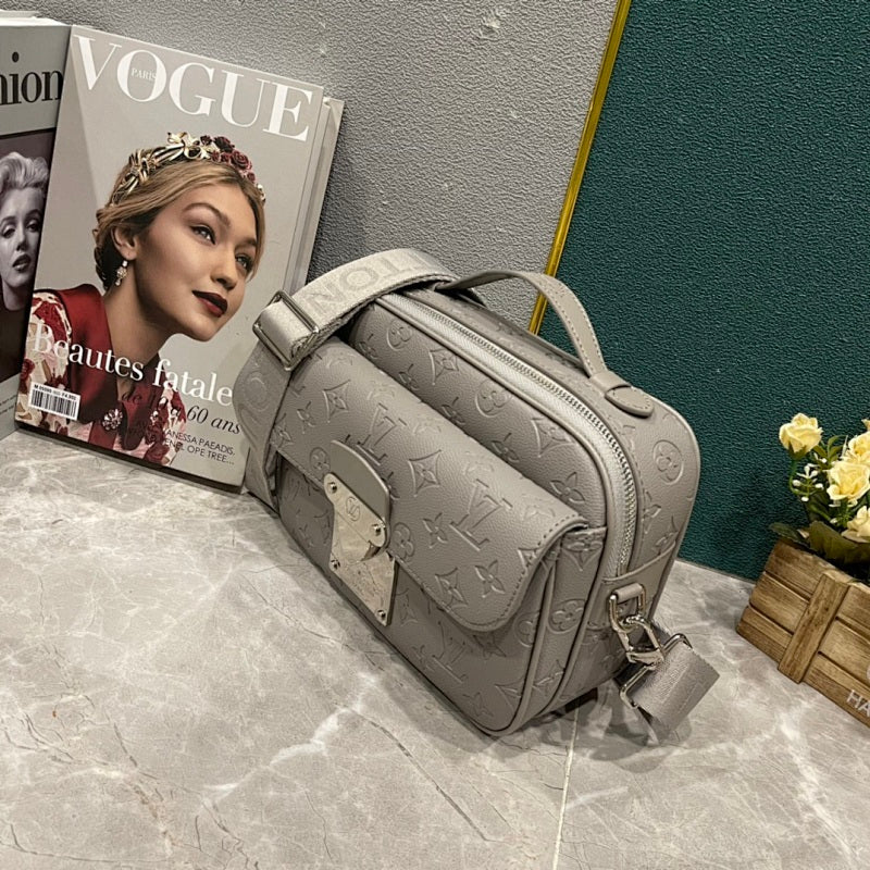Dragons Bags ln Luxury Bag --70087