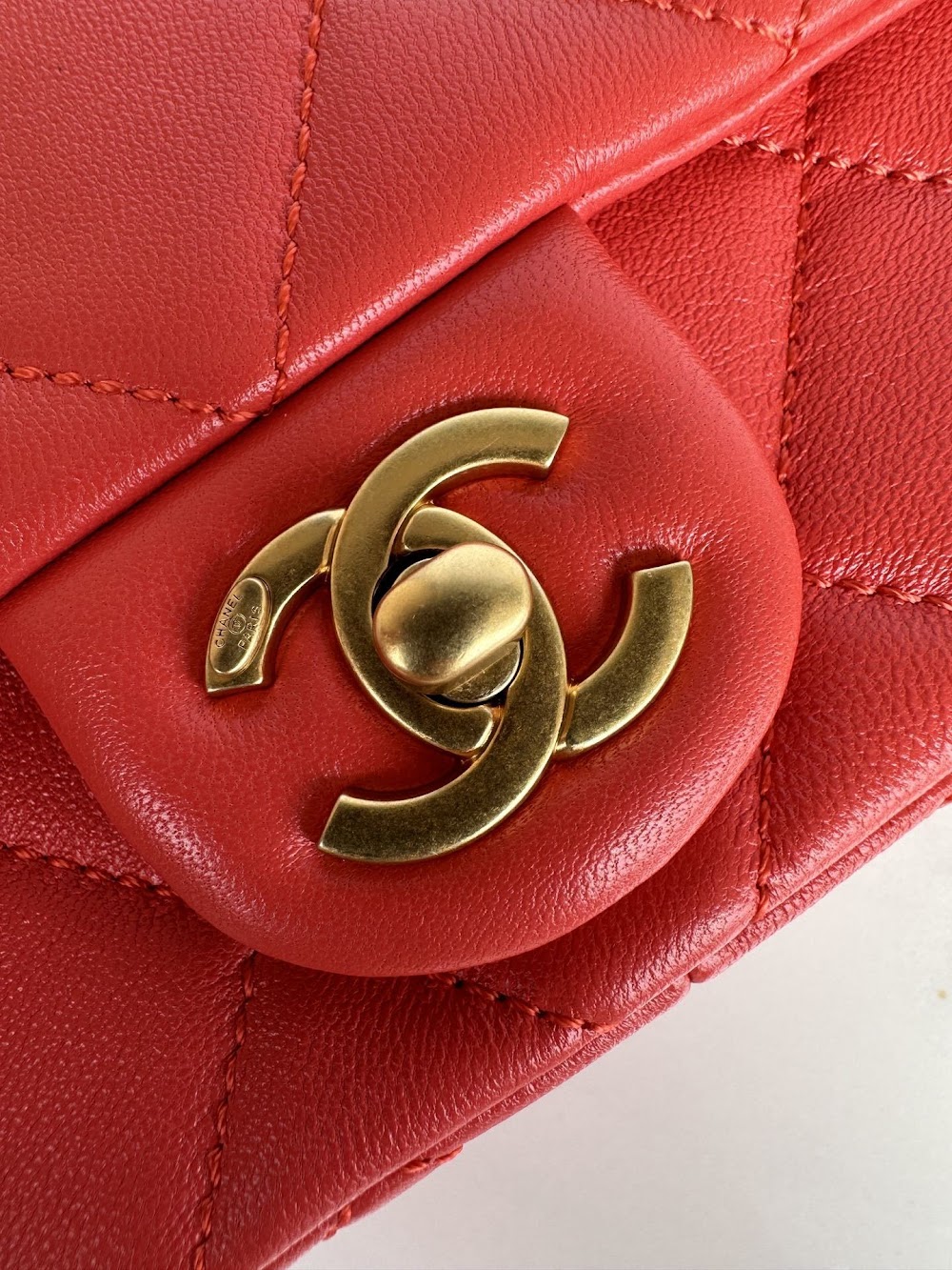 new-luxury-designer-bags-nm9336