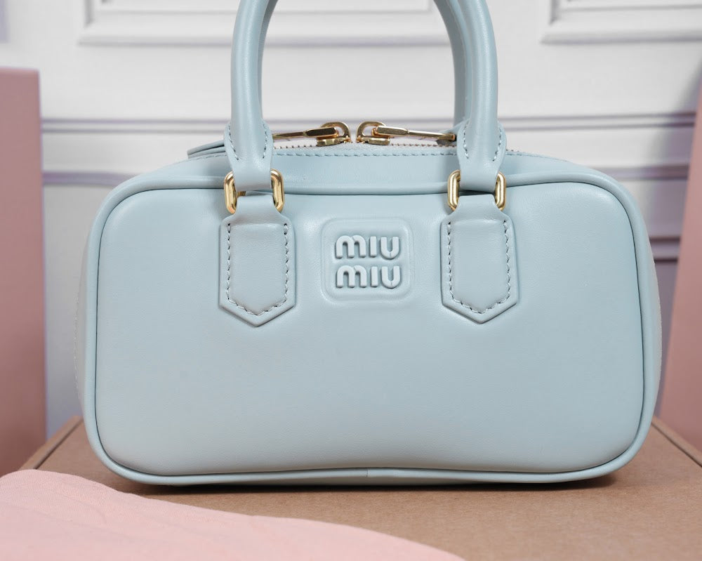 Dragons Bags Miun Miun Luxury Bag --123373