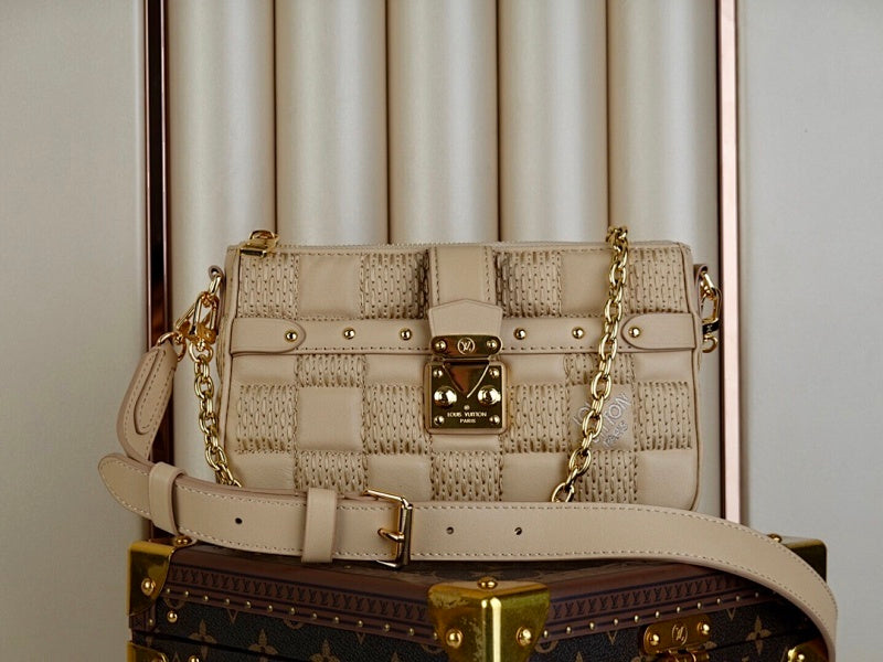 Dragons Bags ln Luxury Bag --66657