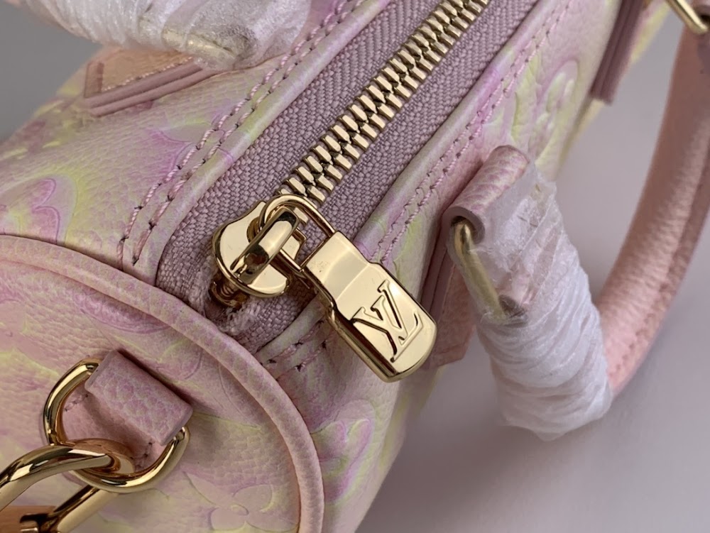 Dragons Bags ln Luxury Bag --67671