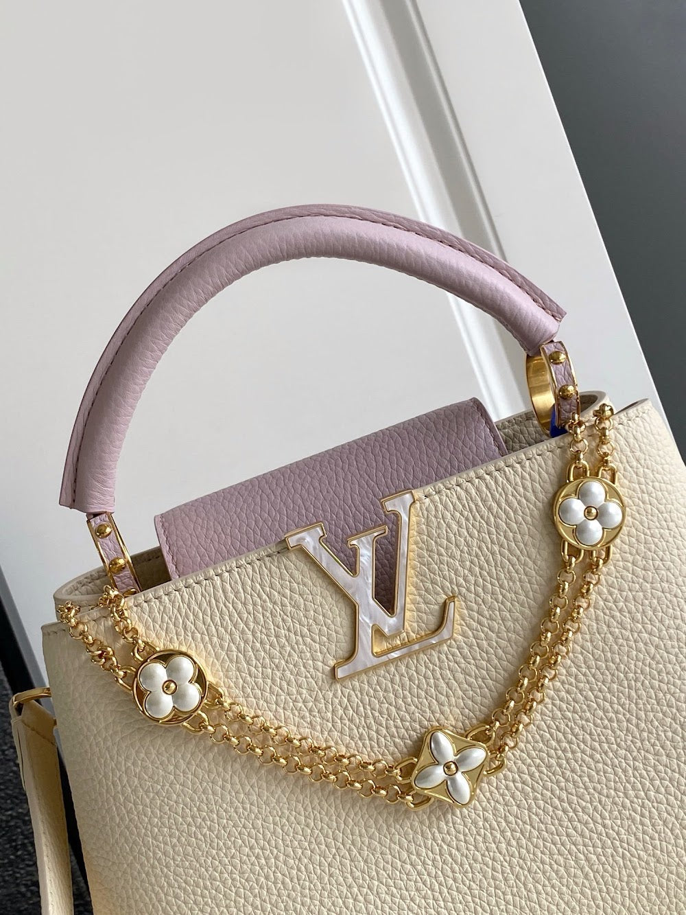 Dragons Bags ln Luxury Bag --97409