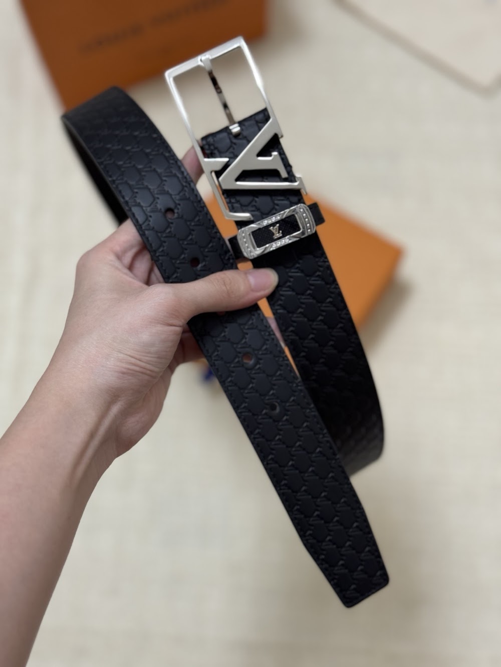 Dragons Bags ln Luxury Belt --100821