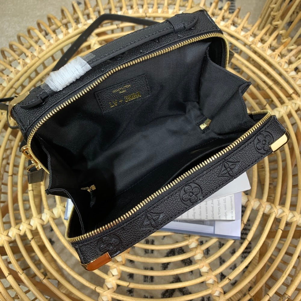 Dragons Bags ln Luxury Bag --60016