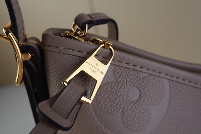 Dragons Bags ln Luxury Bag --61282