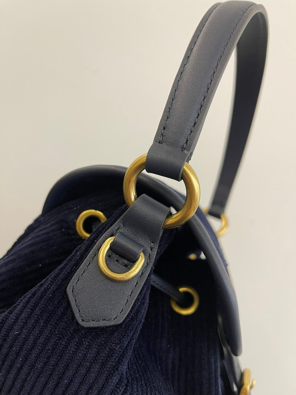 Dragons Bags Miun Miun Luxury Bag --122741