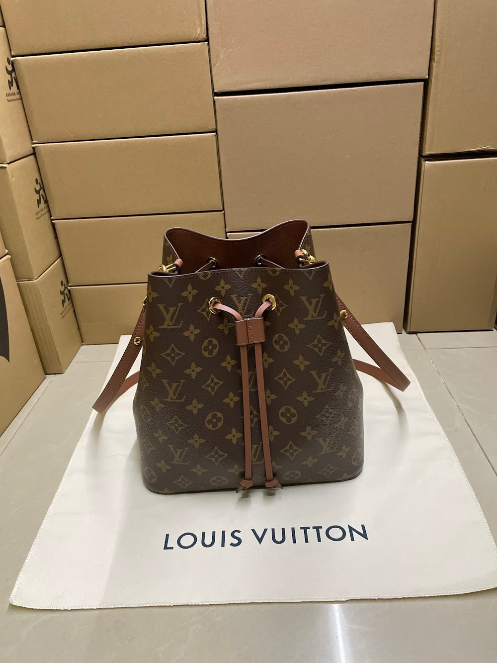Dragons Bags ln Luxury Bag --96926