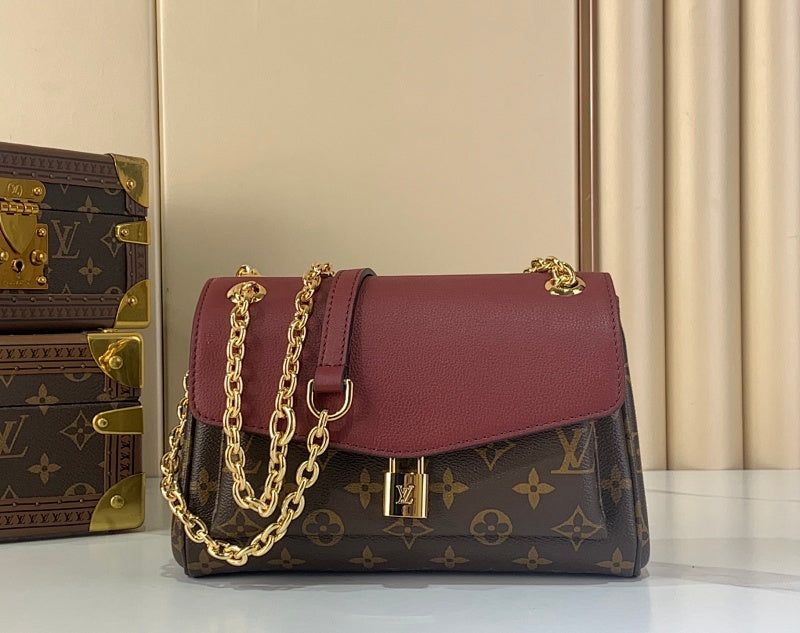 Dragons Bags ln Luxury Bag --62967