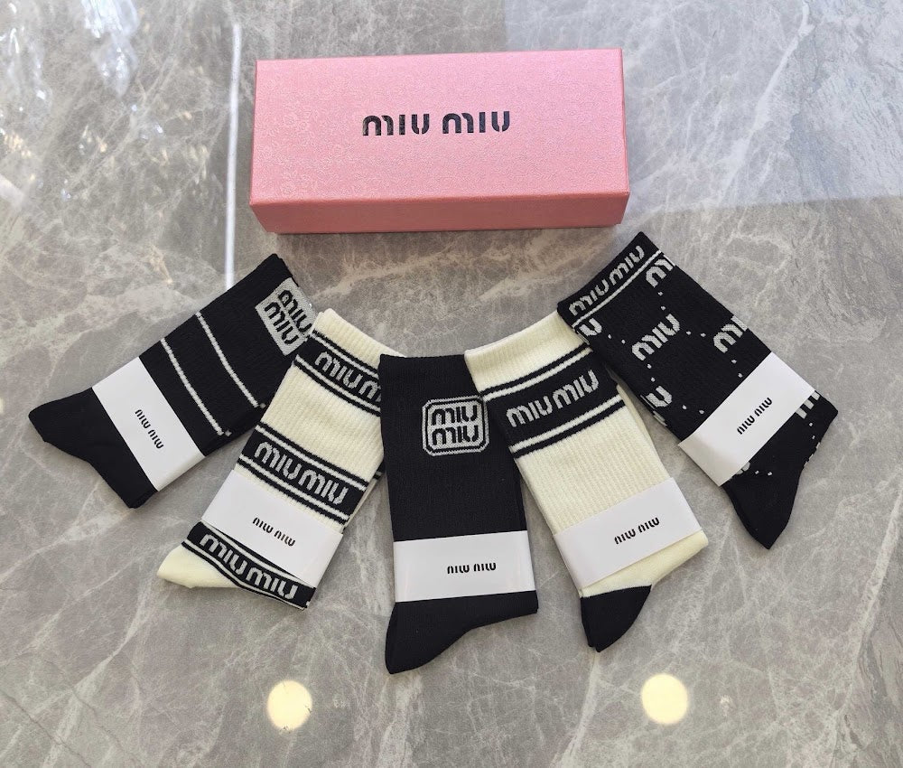 Dragons Bags Premium Luxury Socks --98421