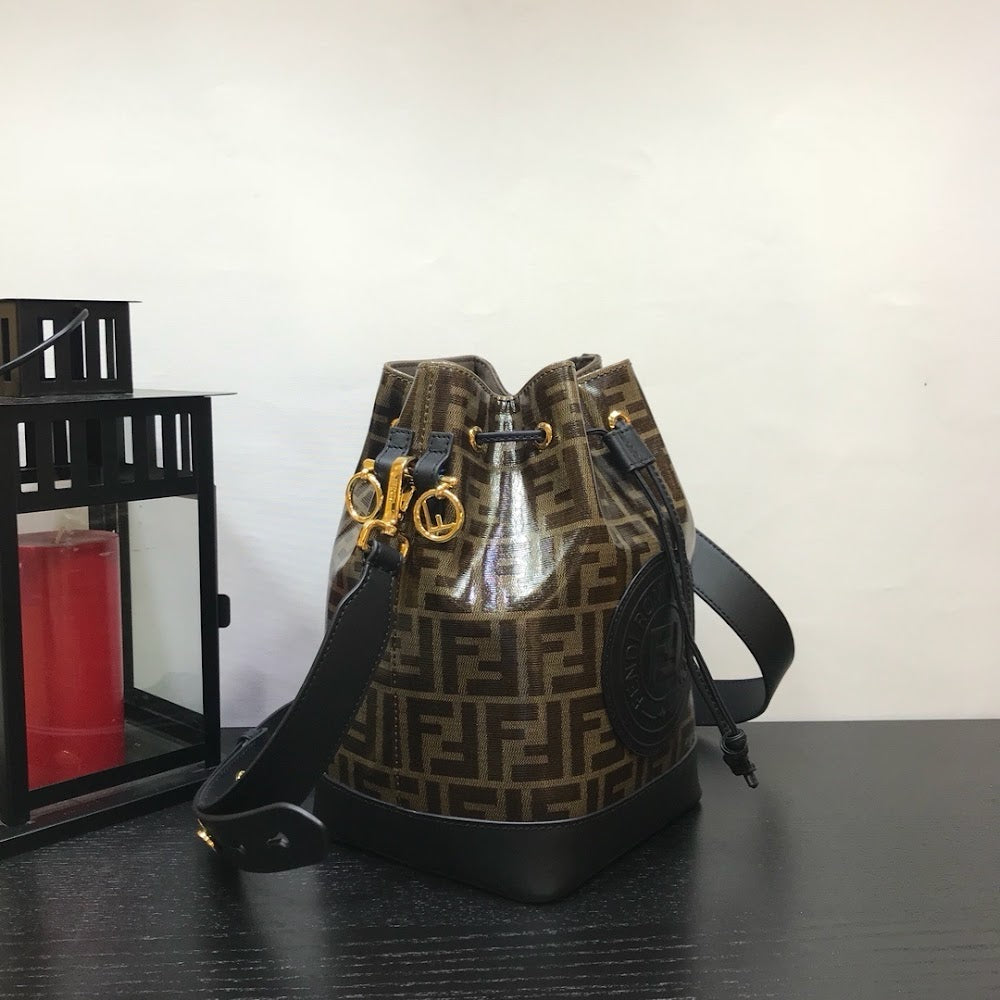 new-designer-premium-bags-nm15273