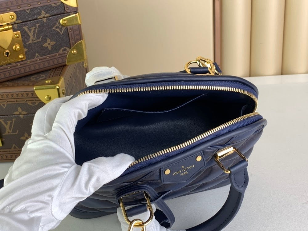 Dragons Bags ln Luxury Bag --61986