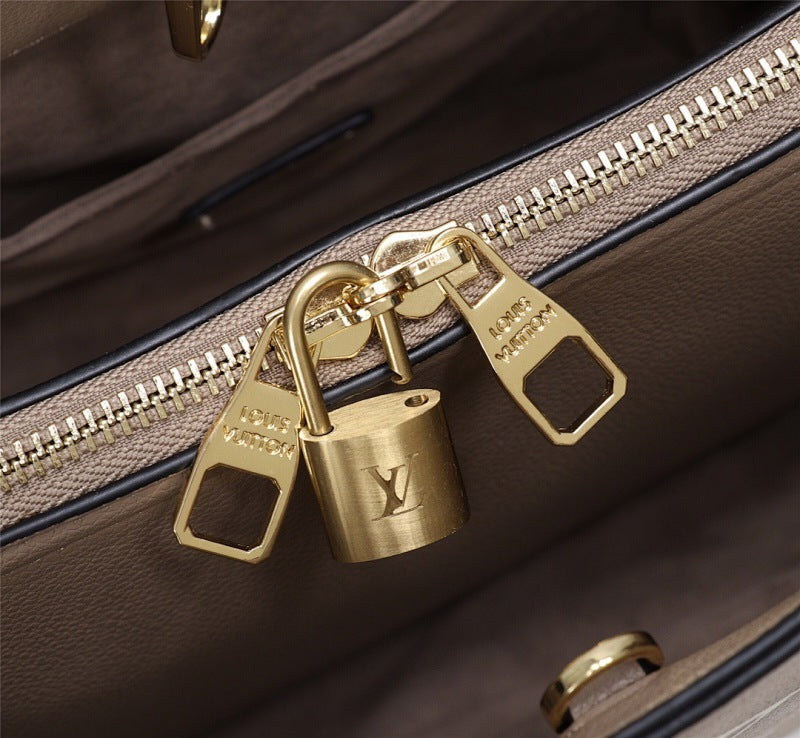Dragons Bags ln Luxury Bag --78097