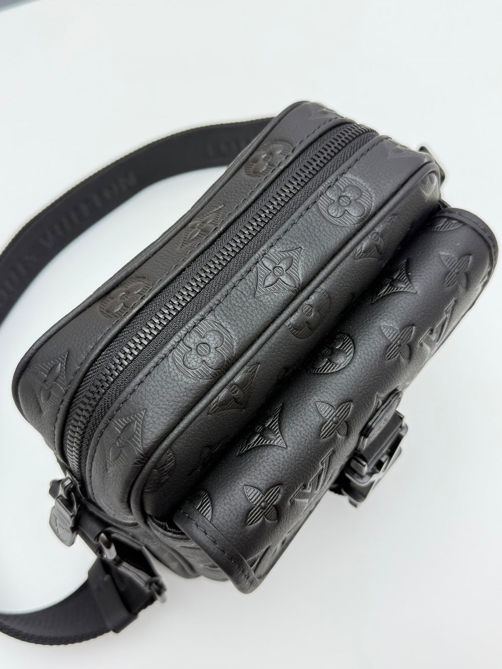 Dragons Bags ln Luxury Bag --71466