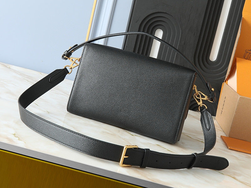 Dragons Bags ln Luxury Bag --81549