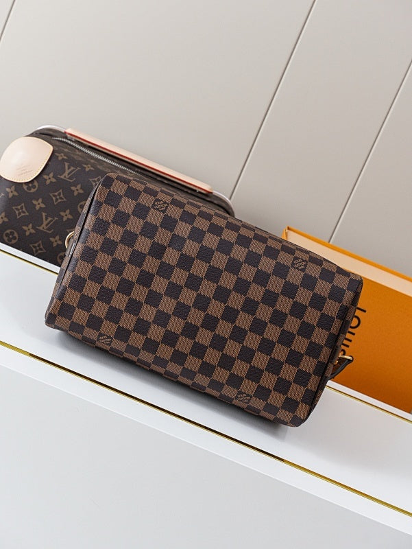 Dragons Bags ln Luxury Bag --81764