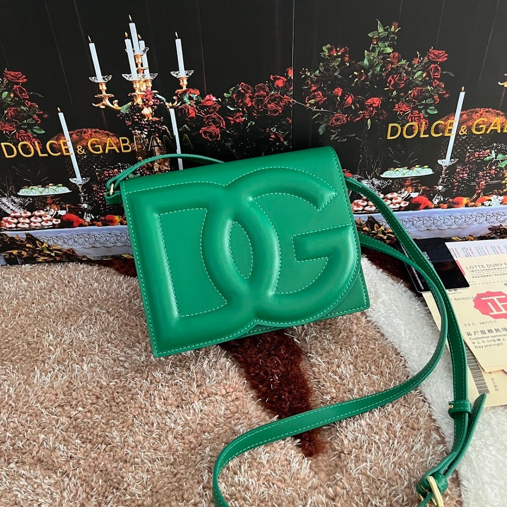 new-luxury-designer-bags-nm16948