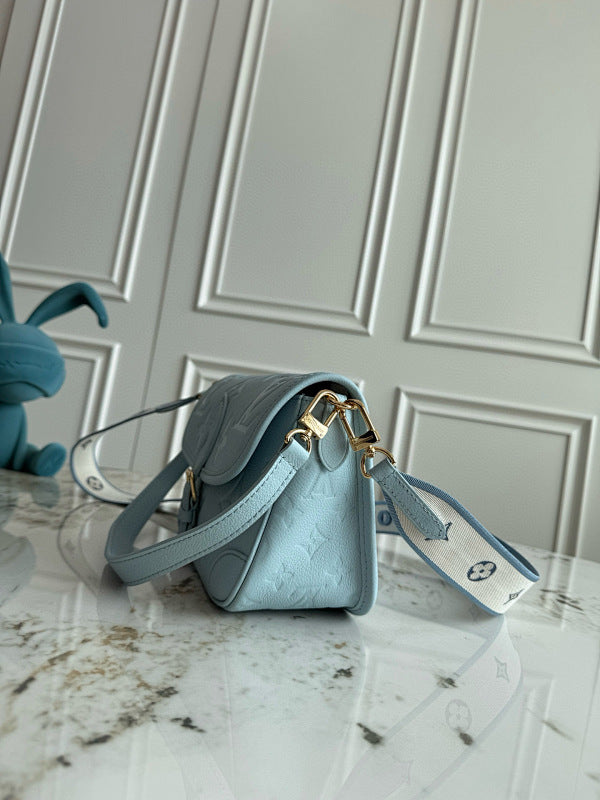 Dragons Bags ln Luxury Bag --81742