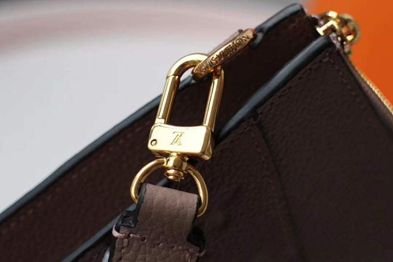 Dragons Bags ln Luxury Bag --59681
