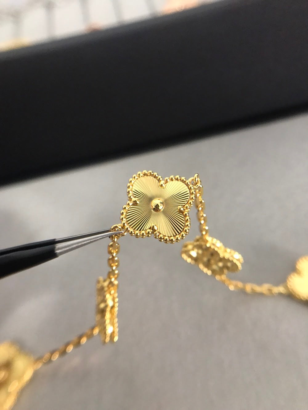 Dragons Bags VCA Luxury Jewelry --51705