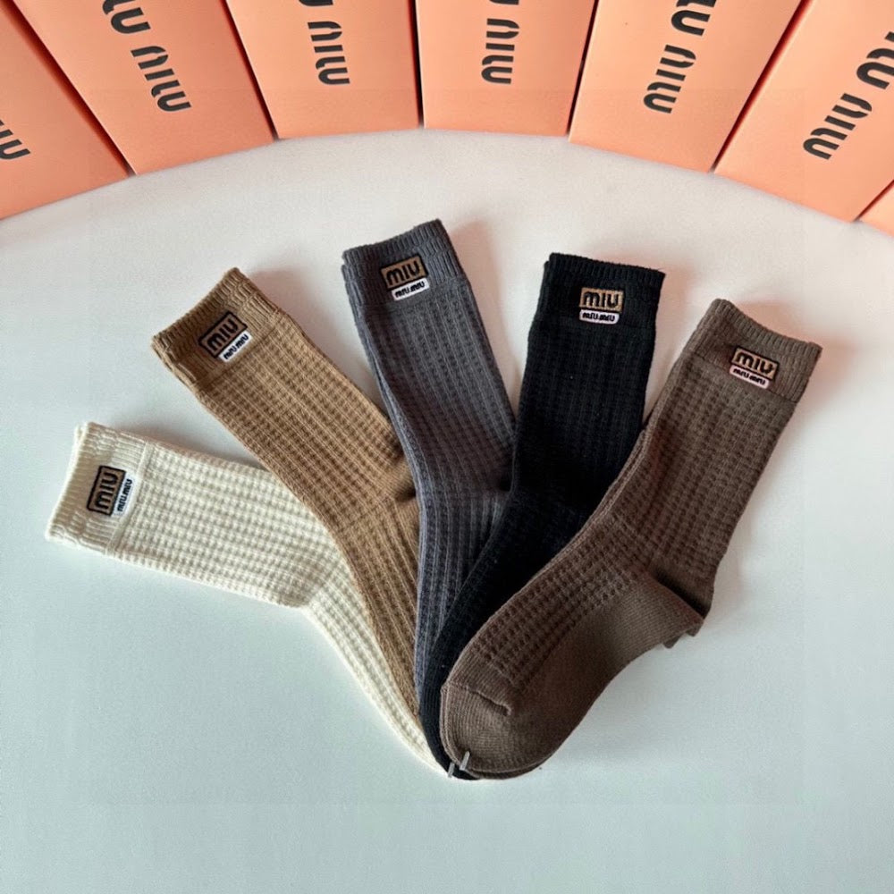 Dragons Bags Premium Luxury Socks --98017