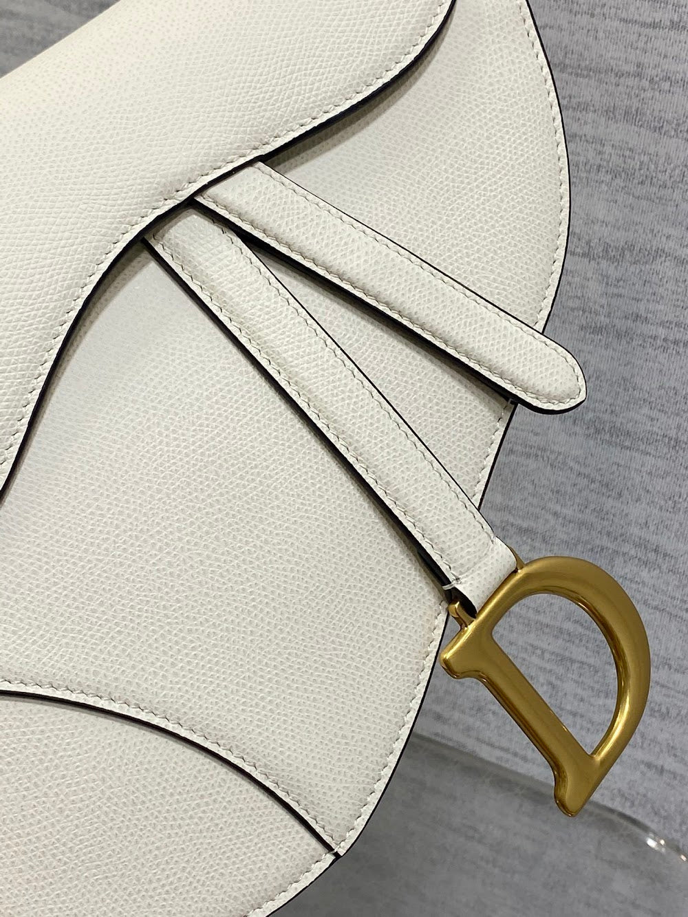 Dragons BagsDiorn Luxury Bag --114995