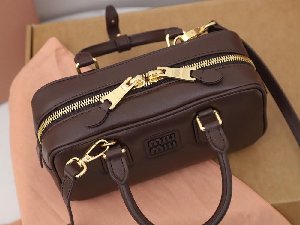 Dragons Bags Miun Miun Luxury Bag --123440