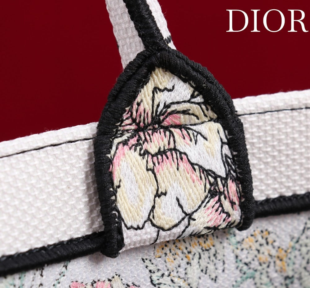 Dragons BagsDiorn Luxury Bag --116150