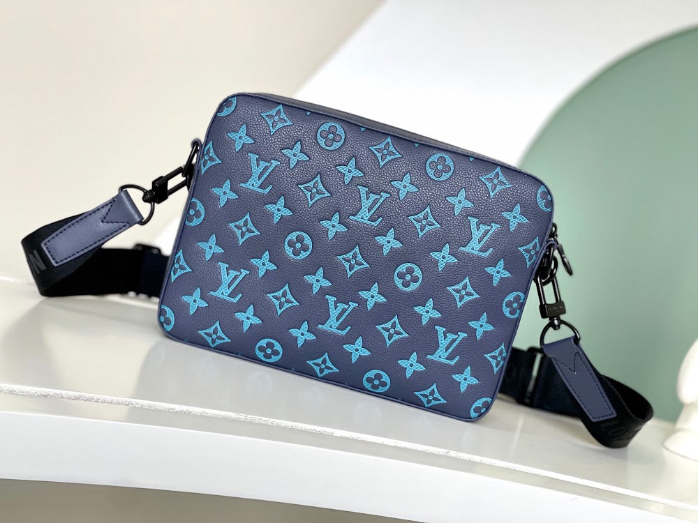 Dragons Bags ln Luxury Bag --70210