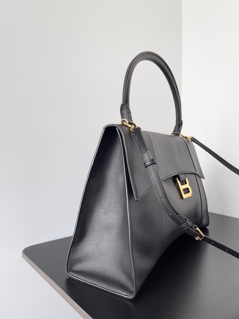 Dragons Bags Balenciaga Luxury Bag --111571