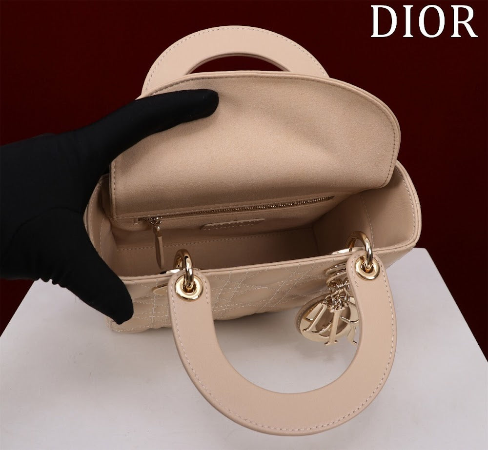 Dragons BagsDiorn Luxury Bag --115932